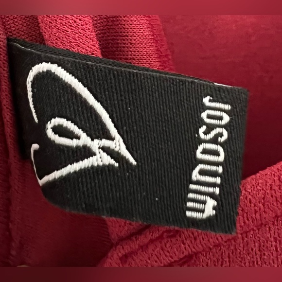 Burgundy Windsor Cocktail Dress - Picture 10 of 10